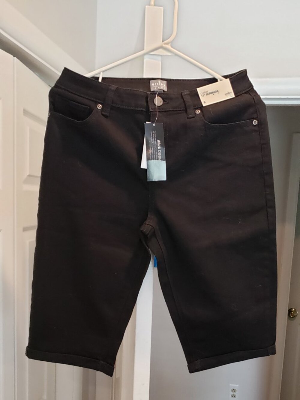 NWT NY & Co SOHO Curvy 13" Black Denim Bermuda Shorts Size 8
